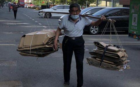 怎么学收废品生意（手把手教你入行废品回收行业）